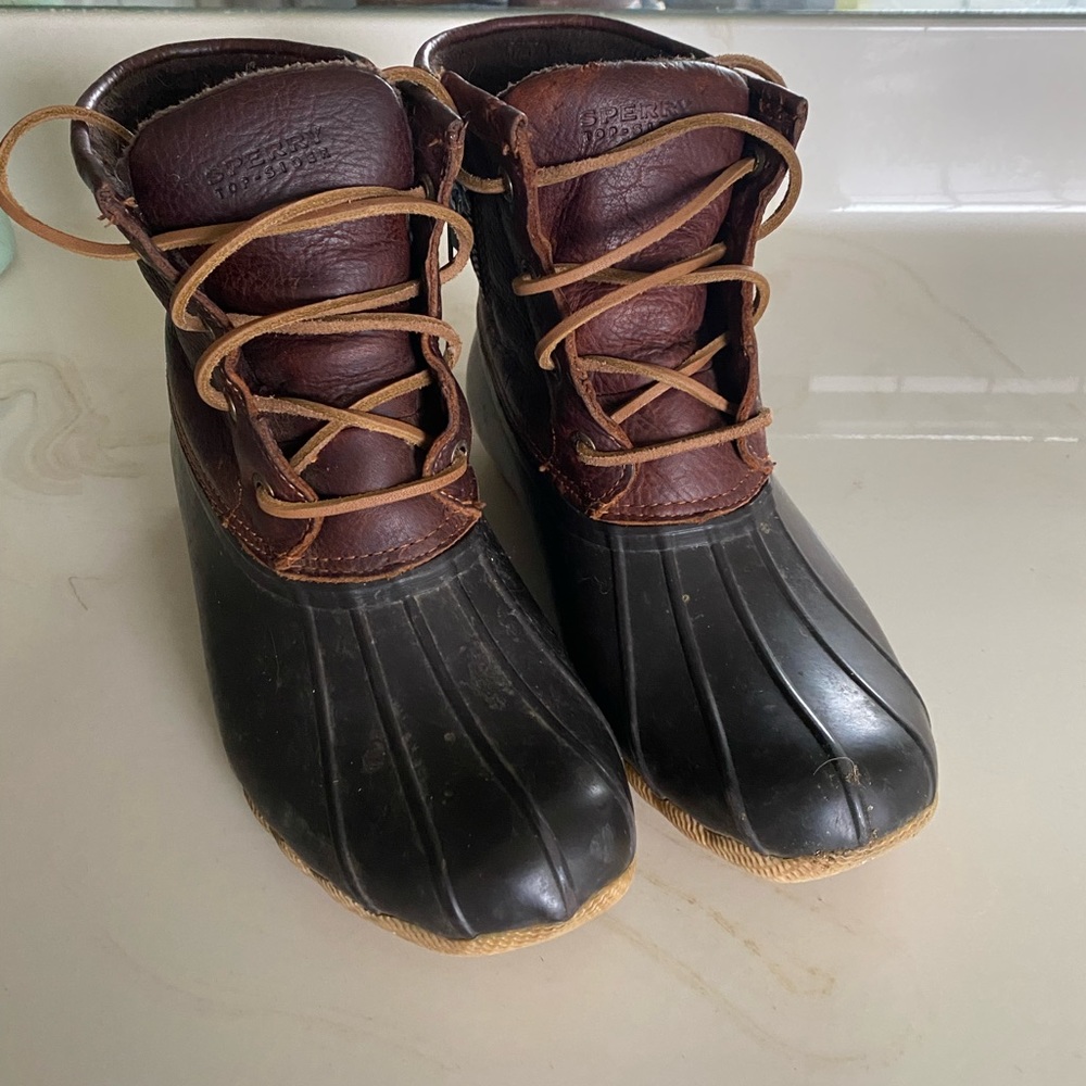 Sperry duck boots